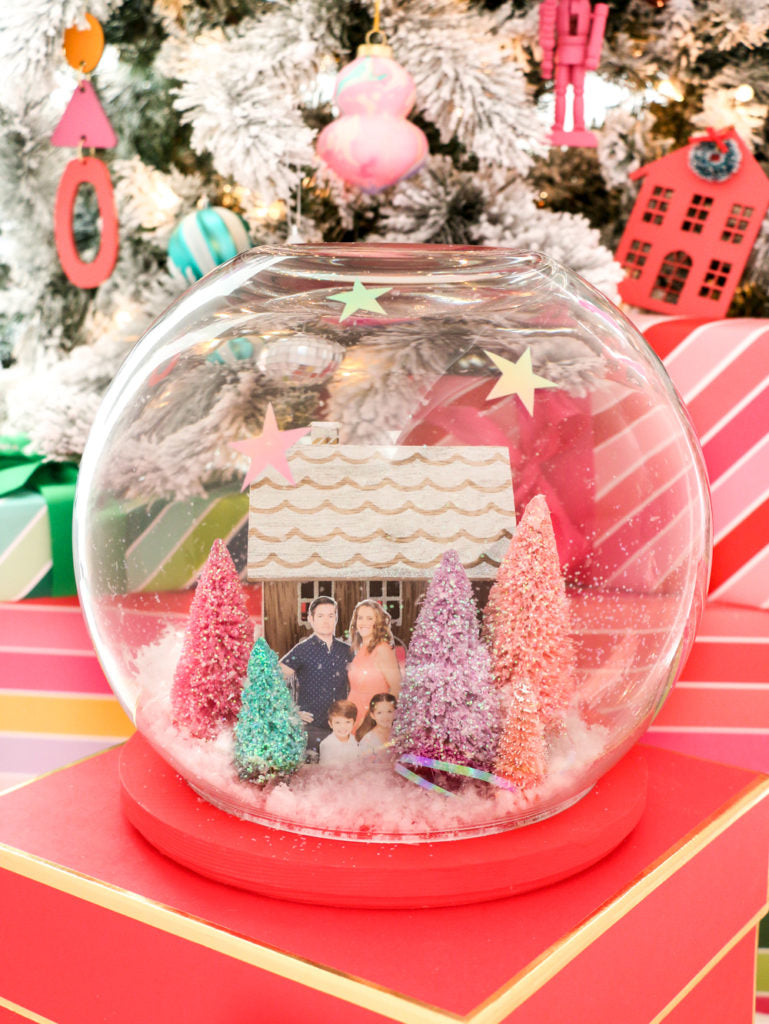 DIY Family Photo Snow Globe