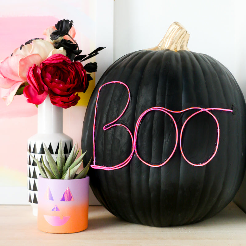 DIY Neon Sign Halloween Pumpkin