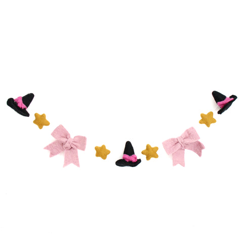 Witch hat, stars, and bows felt garland